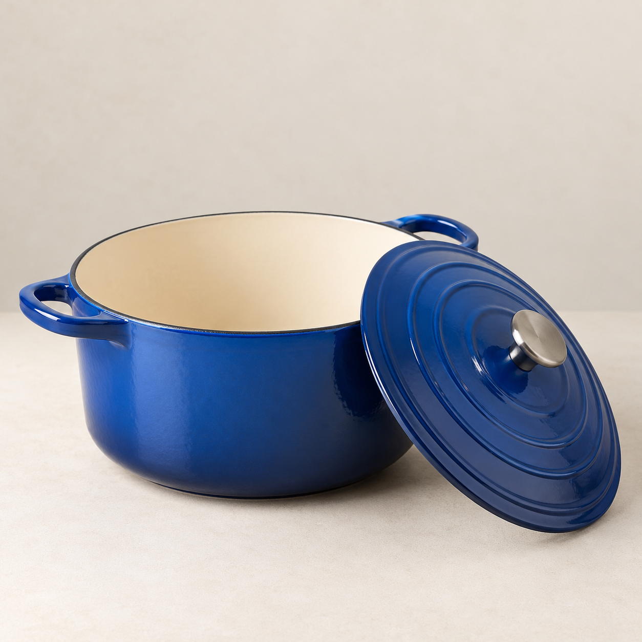 Dutch oven cooking pot displayed as an example kitchen product
